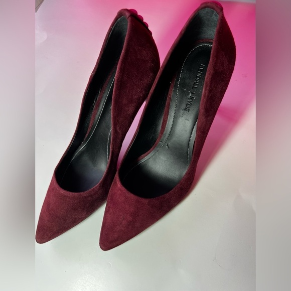 New Kendall + Kylie Britney3 Velvet Pump (US Size 8 1/2) - Picture 3 of 16